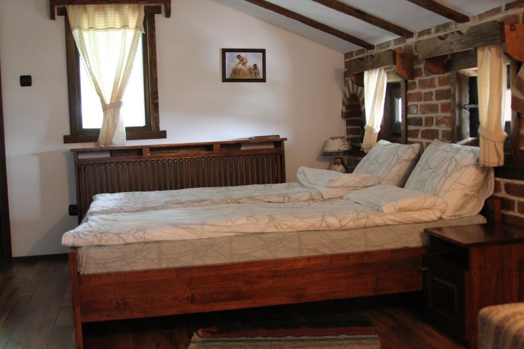 Шапкова Къща Hotel Delchevo Bilik gambar